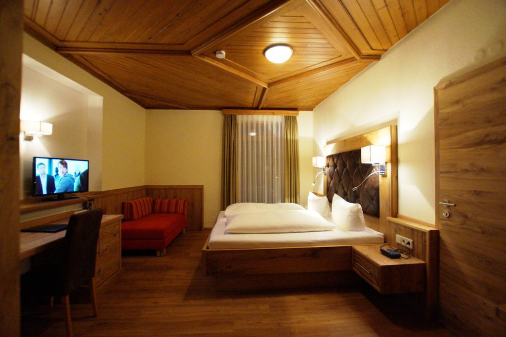 Hotel Gasthof Jaegerhaus แซงค์ตปีเทอร์ ภายนอก รูปภาพ