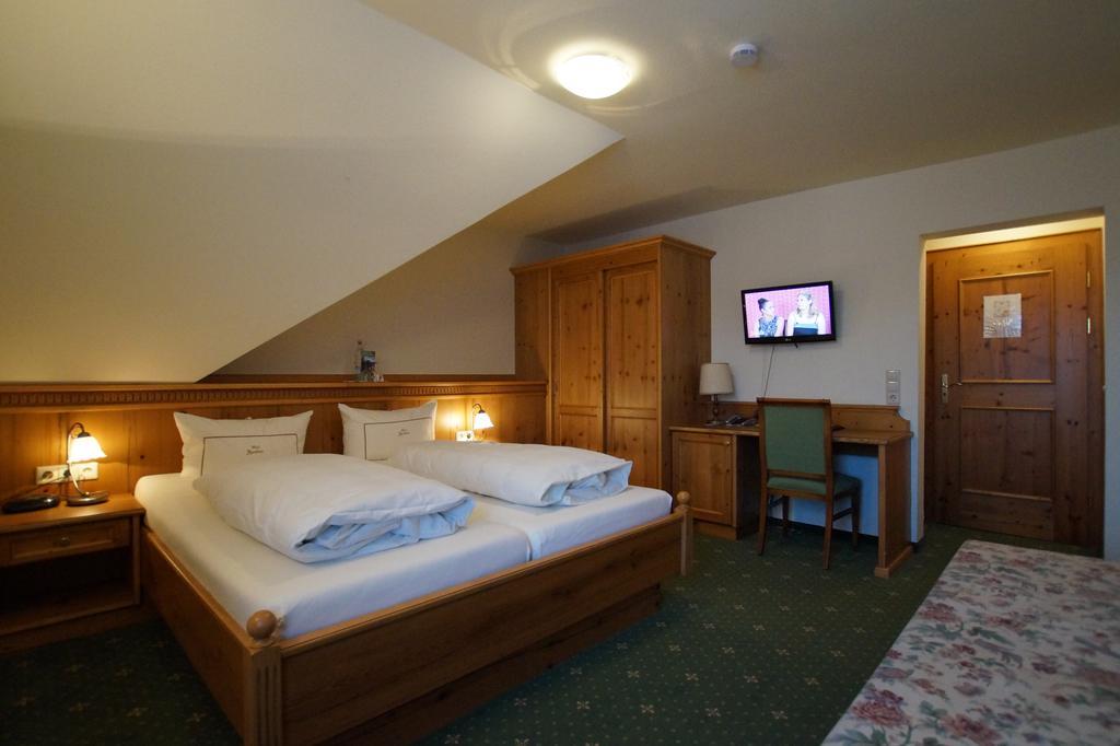 Hotel Gasthof Jaegerhaus แซงค์ตปีเทอร์ ภายนอก รูปภาพ