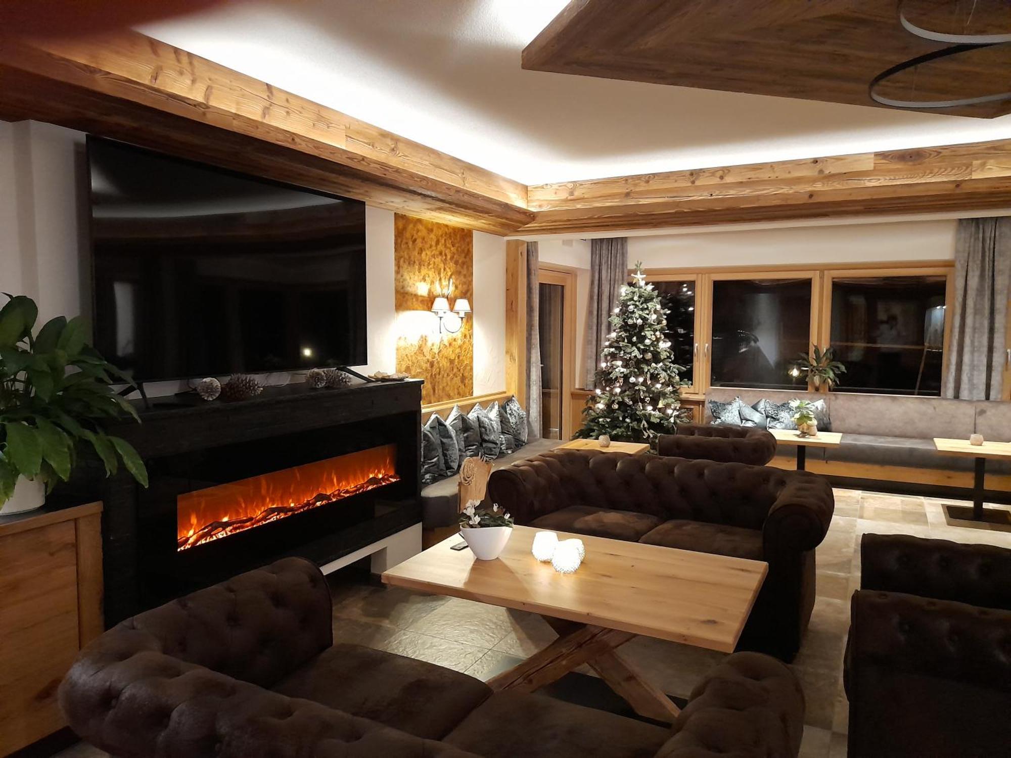 Hotel Gasthof Jaegerhaus แซงค์ตปีเทอร์ ภายนอก รูปภาพ