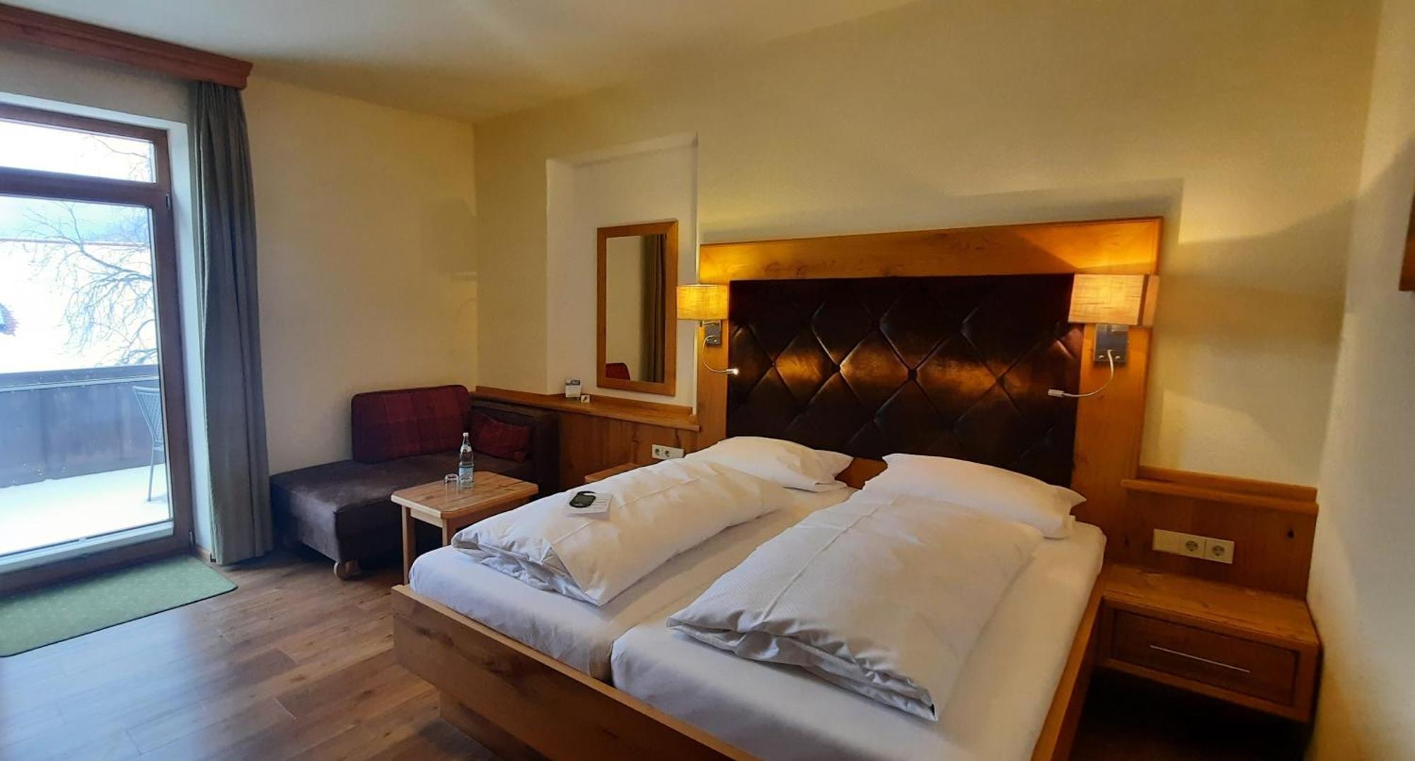Hotel Gasthof Jaegerhaus แซงค์ตปีเทอร์ ภายนอก รูปภาพ