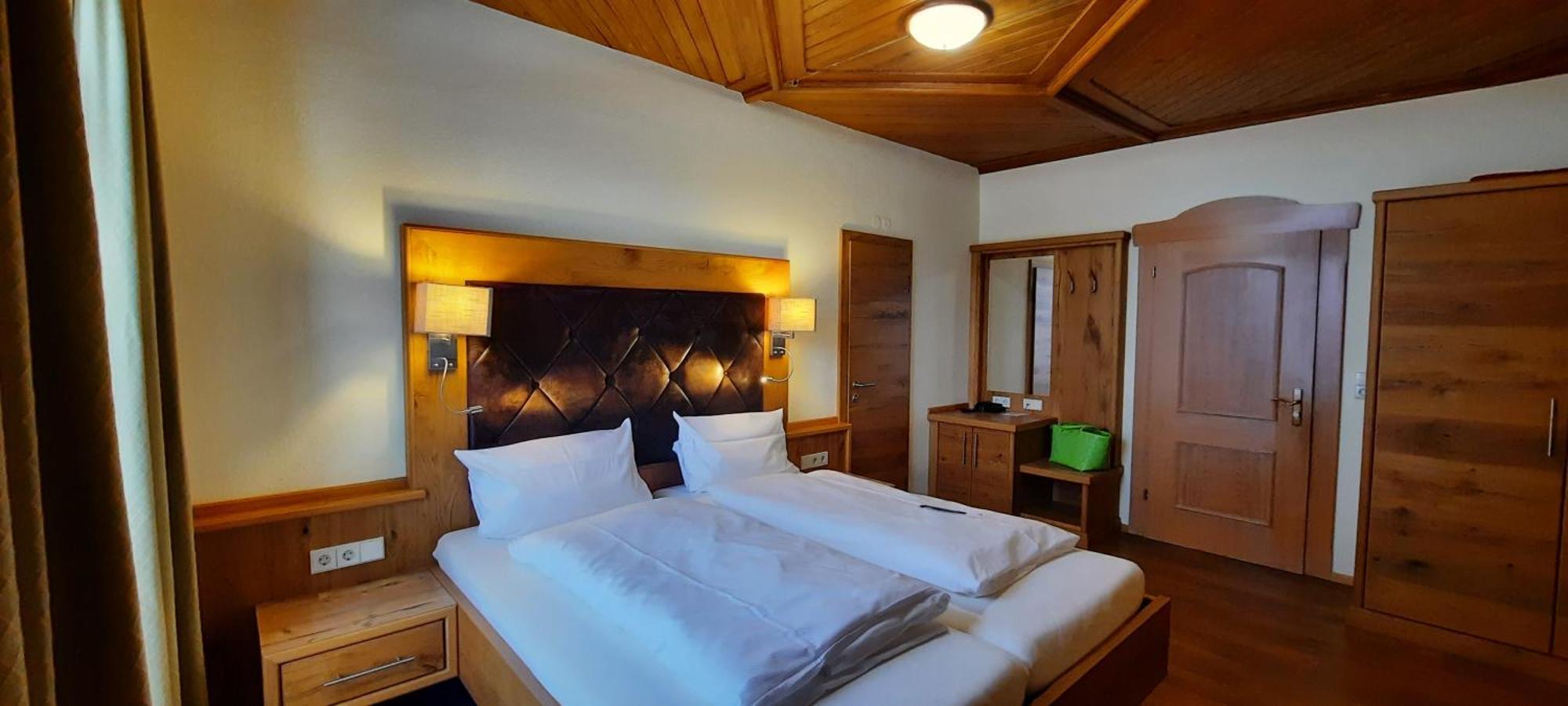 Hotel Gasthof Jaegerhaus แซงค์ตปีเทอร์ ภายนอก รูปภาพ