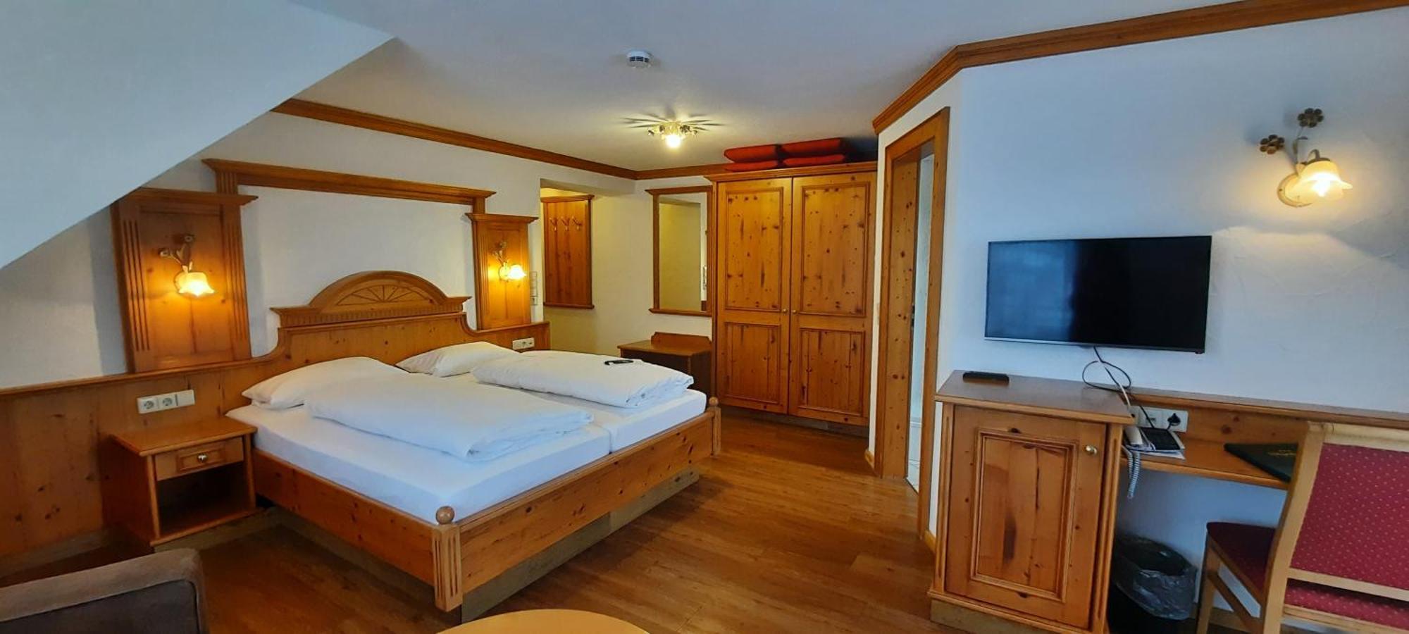 Hotel Gasthof Jaegerhaus แซงค์ตปีเทอร์ ภายนอก รูปภาพ